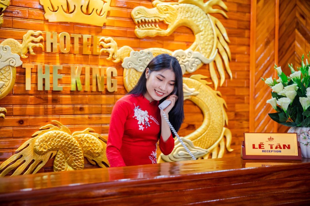 Theking Hotel Huong Gia Exteriör bild