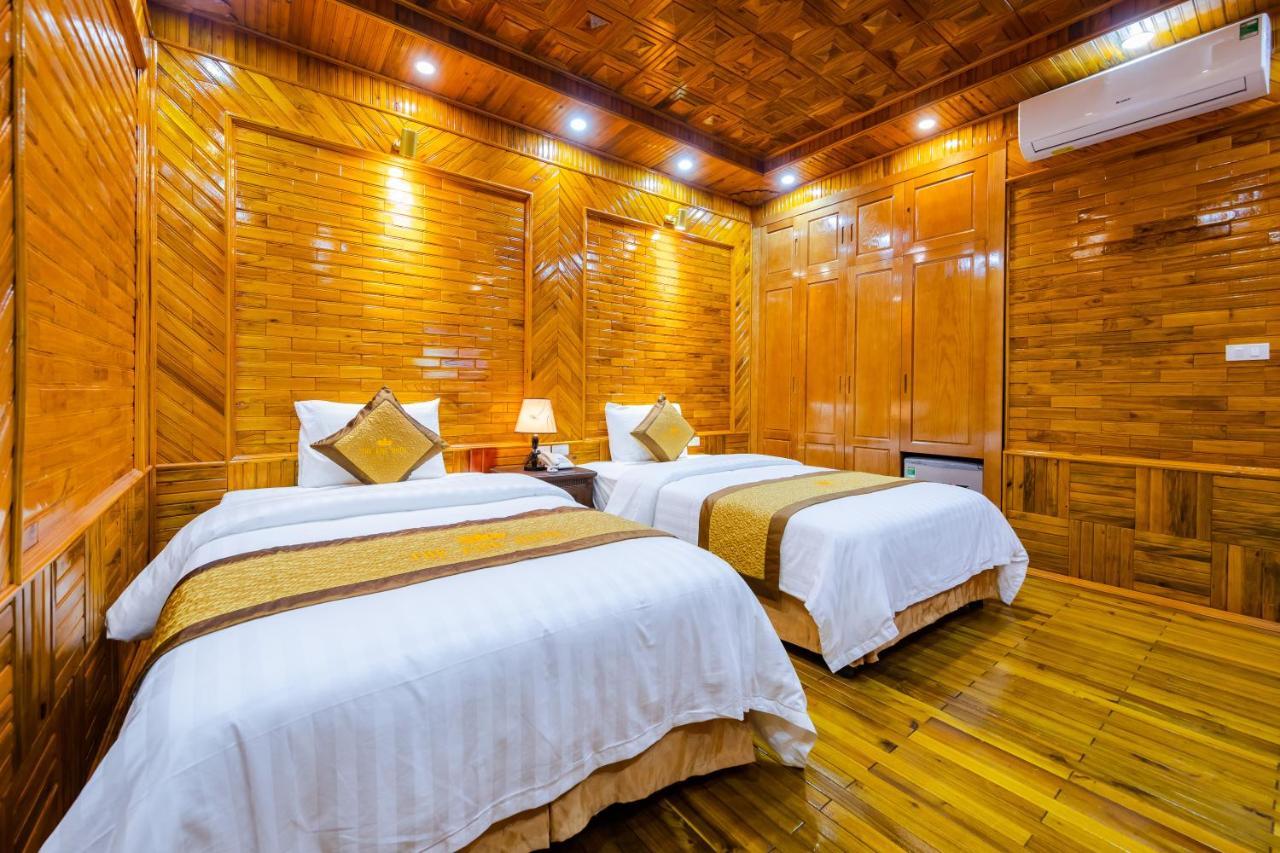 Theking Hotel Huong Gia Exteriör bild