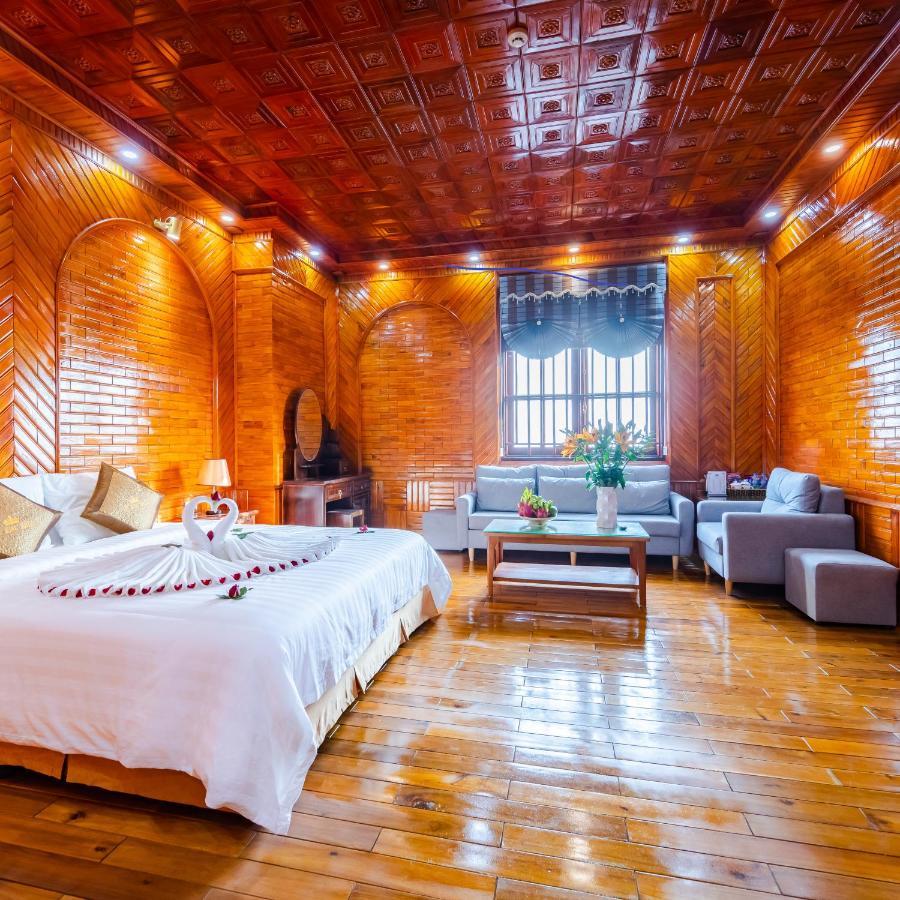 Theking Hotel Huong Gia Exteriör bild